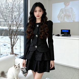 冬季独特气质显瘦名媛风长袖连衣裙小个子时尚减龄高腰a字短裙女
