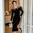 年会晚礼服女高级感秋冬一字肩包臀女人味毛毛镶钻丝绒宴会连衣裙