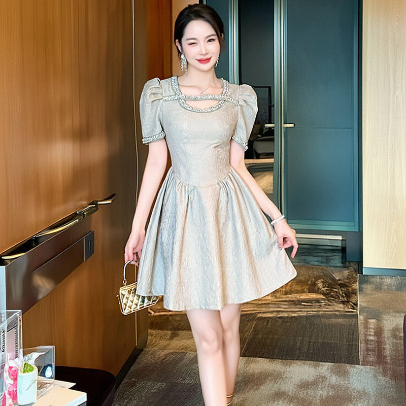 灰色美式松弛短裙子女夏高级感短裙慵懒高级大码新中式连衣裙女夏