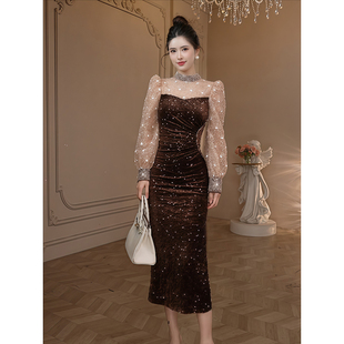 正式场合独特漂亮泡泡袖丝绒连衣裙女轻奢名媛风亮片包臀礼服裙子