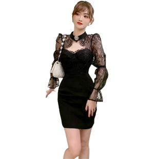 气质连衣裙长袖名媛显瘦绝美2026秋款新款蕾丝收腰包臀赫本小黑裙