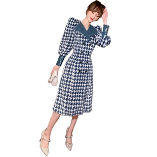 千鸟格毛呢外套女收腰中长款灯笼袖气质加厚西装英伦风呢子大衣