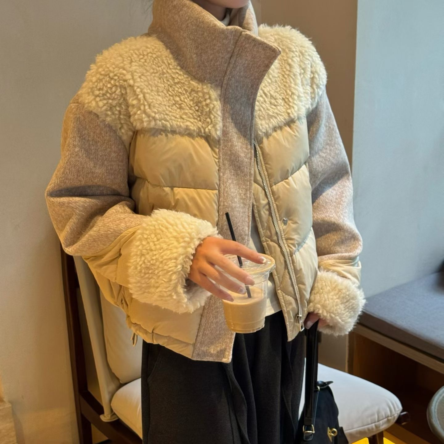 欧货冬季新款女装羽绒服外套拼接颗粒绒显瘦宽松鸭绒立领面包服潮