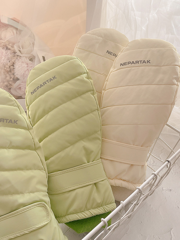 장갑 겨울 여성용 두꺼운 벨벳 가방 장갑 귀여운 방풍 및 방한 전기 자동차 타기 스키 타기 보온 면