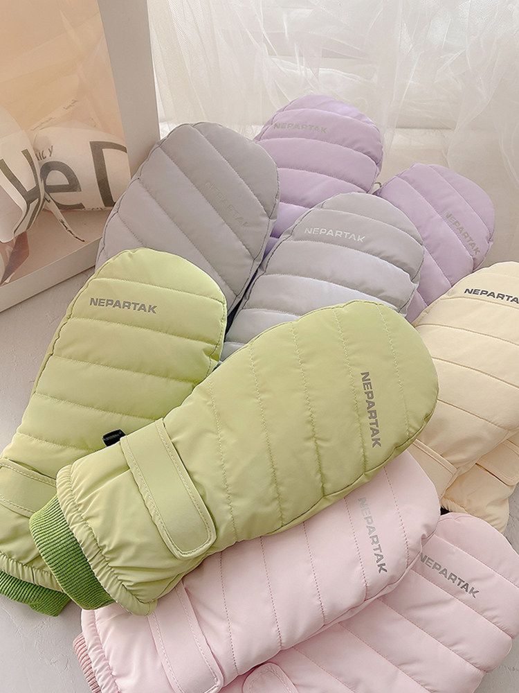 장갑 겨울 여성용 두꺼운 벨벳 가방 장갑 귀여운 방풍 및 방한 전기 자동차 타기 스키 타기 보온 면