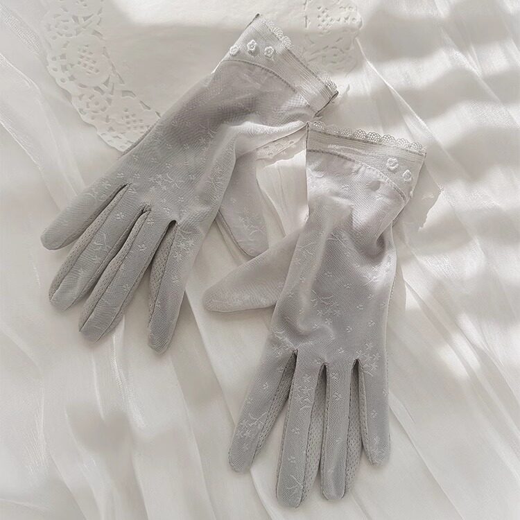 防晒手套女夏季薄款冰丝防滑蕾丝开车骑车电动车可爱春秋天可触屏