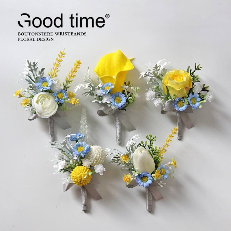 户外马蹄莲玫瑰新娘伴娘摄影胸花