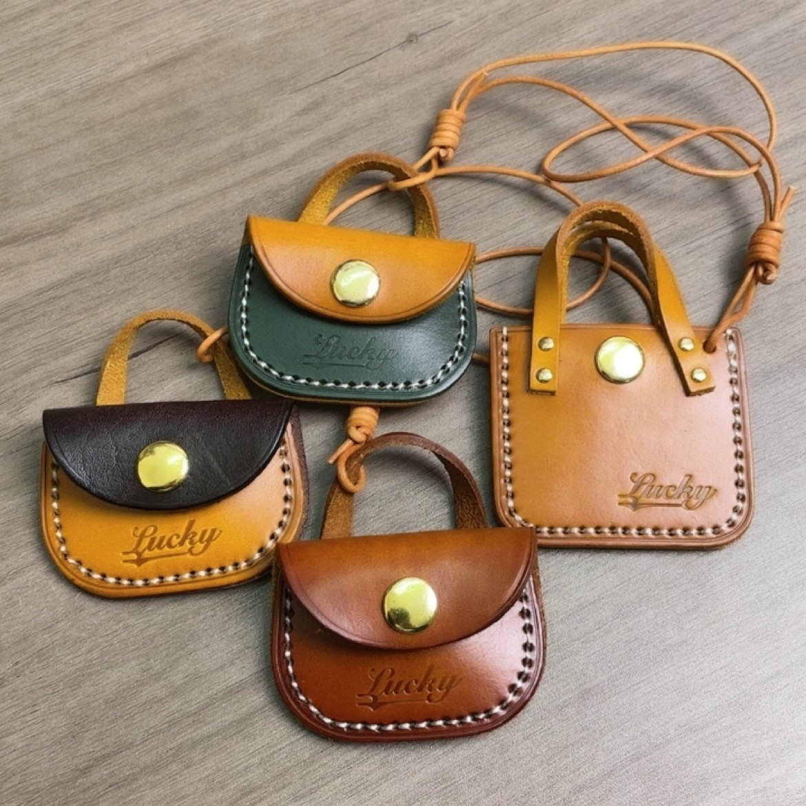 头层牛皮迷你小包娃娃零钱包真皮包挂件水滴门禁卡包保护套