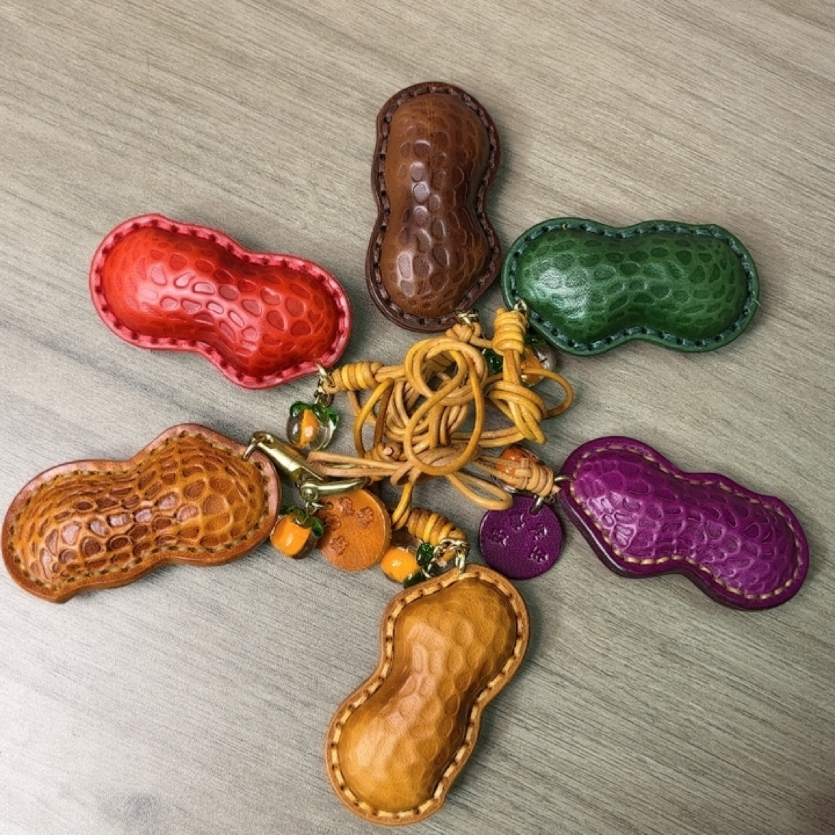 好事发生精致包挂件头层牛皮背包小挂饰真皮饰手工包宠寓意好花生