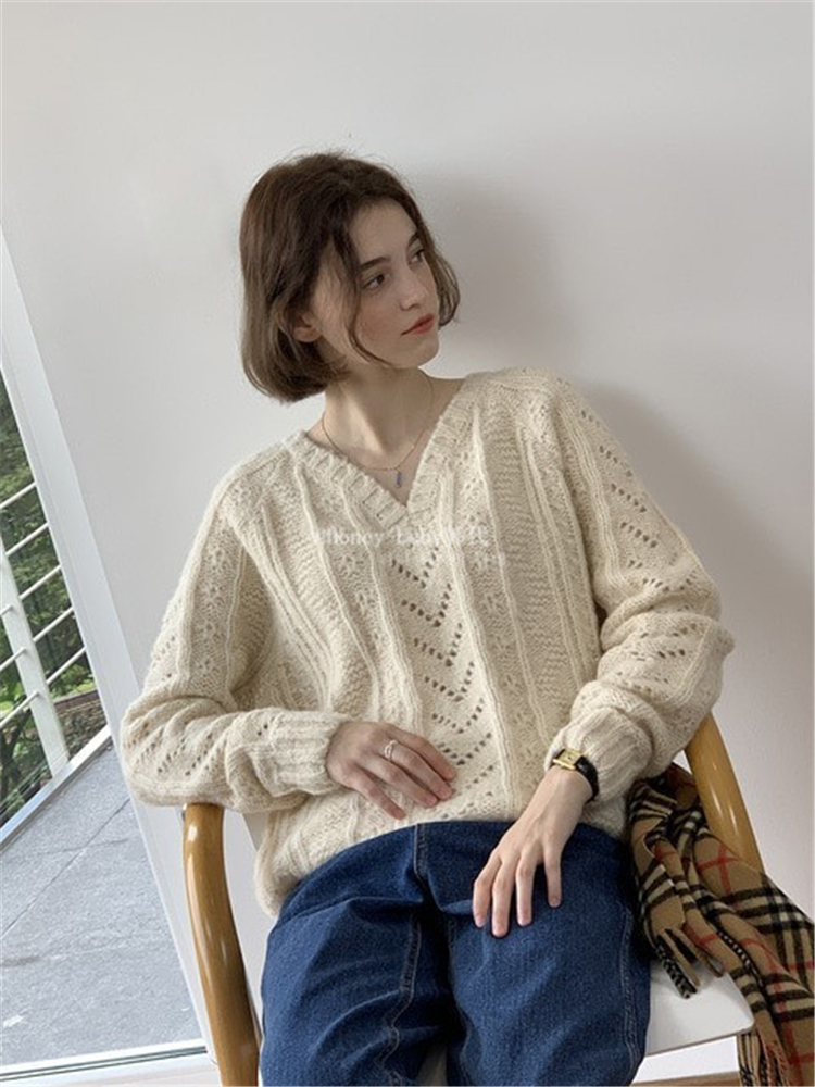 直邮正品V领奶油白气质百搭初春