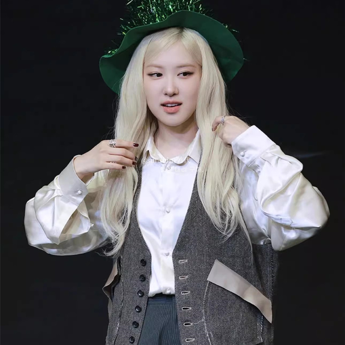 韩代潮牌Rose朴彩英同款SULVAM复古拼接羊毛休闲马甲马夹上衣女