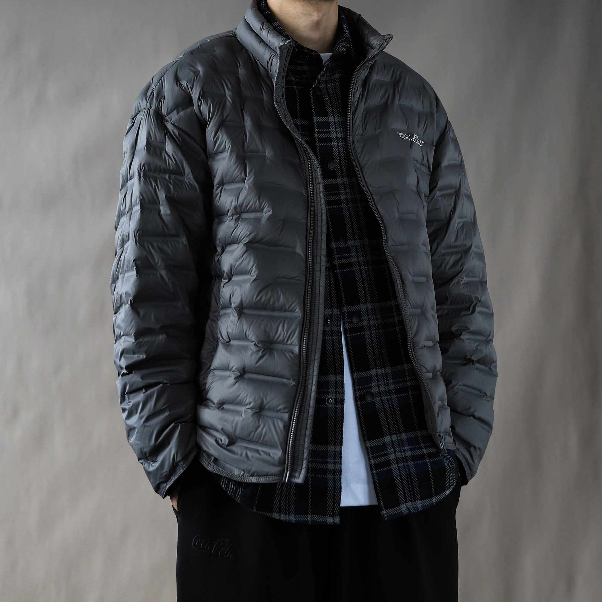 灰色立领排骨羽绒服男轻薄保暖格子拼接短款外套2025加肥大码百搭