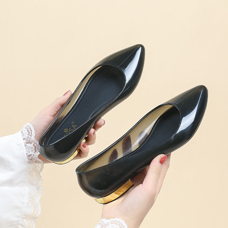 夏季果冻鞋女小跟防水雨鞋尖头单鞋休闲沙滩鞋时尚防滑凉鞋女胶鞋