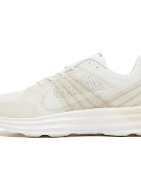 Nike Lunar Roam 