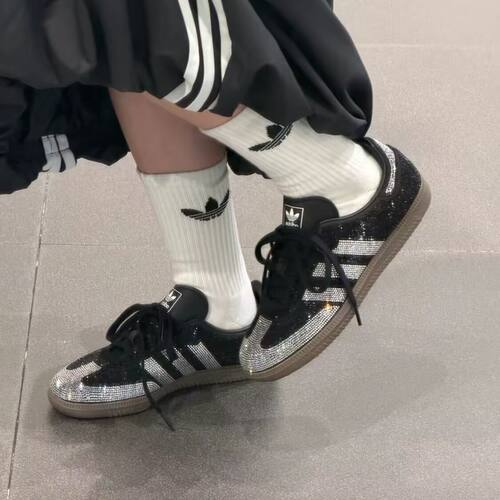 明星同款!adidas三叶草满钻Samba女款黑银闪钻显瘦复古板鞋IH9052
