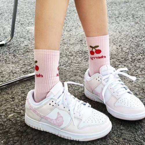 NikeDunkEssential PaisleyPack低帮板鞋女款珍珠粉FD1449-100