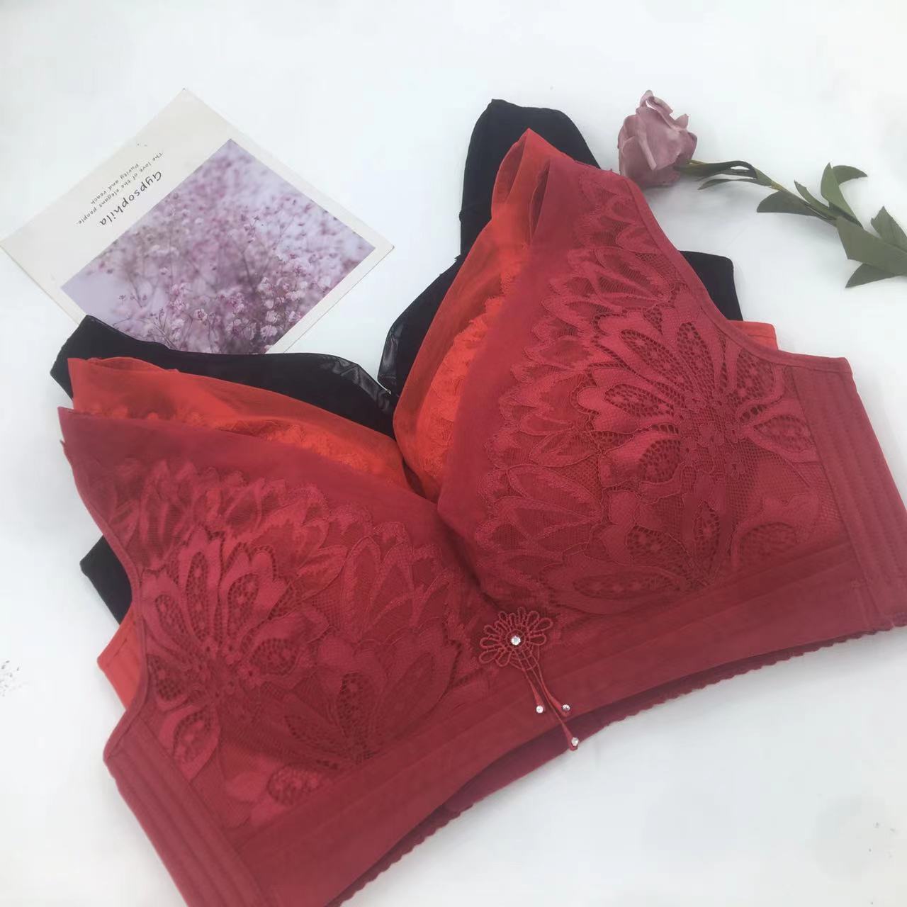 背心款舒适无钢圈文胸