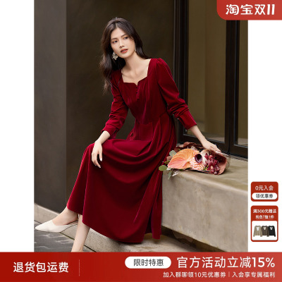XWI欣未国庆红色赫本风小方领连衣裙女2025秋冬收腰显瘦气质长裙