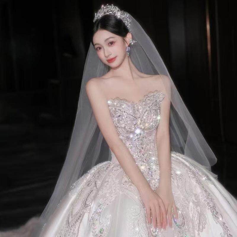 一字肩法式婚纱2024新款新娘宫廷风重工奢华在逃公主复古拖尾主纱