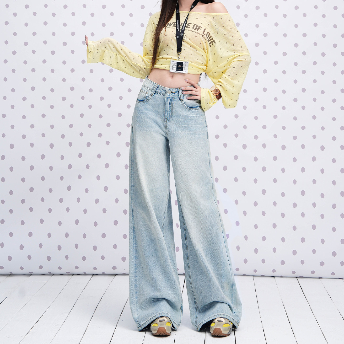 浅蓝色韩系休闲阔腿牛仔裤女2026秋装新款垂感宽松百搭直筒拖地裤