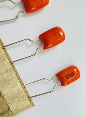 10个日本NISSEI 471J 122J 5％ 100V日精橙色音频电容 5MM