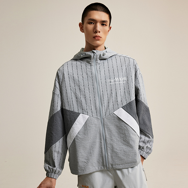 李宁韦德系列男子运动风衣防晒宽松型春款舒适外套AFDU399-B品