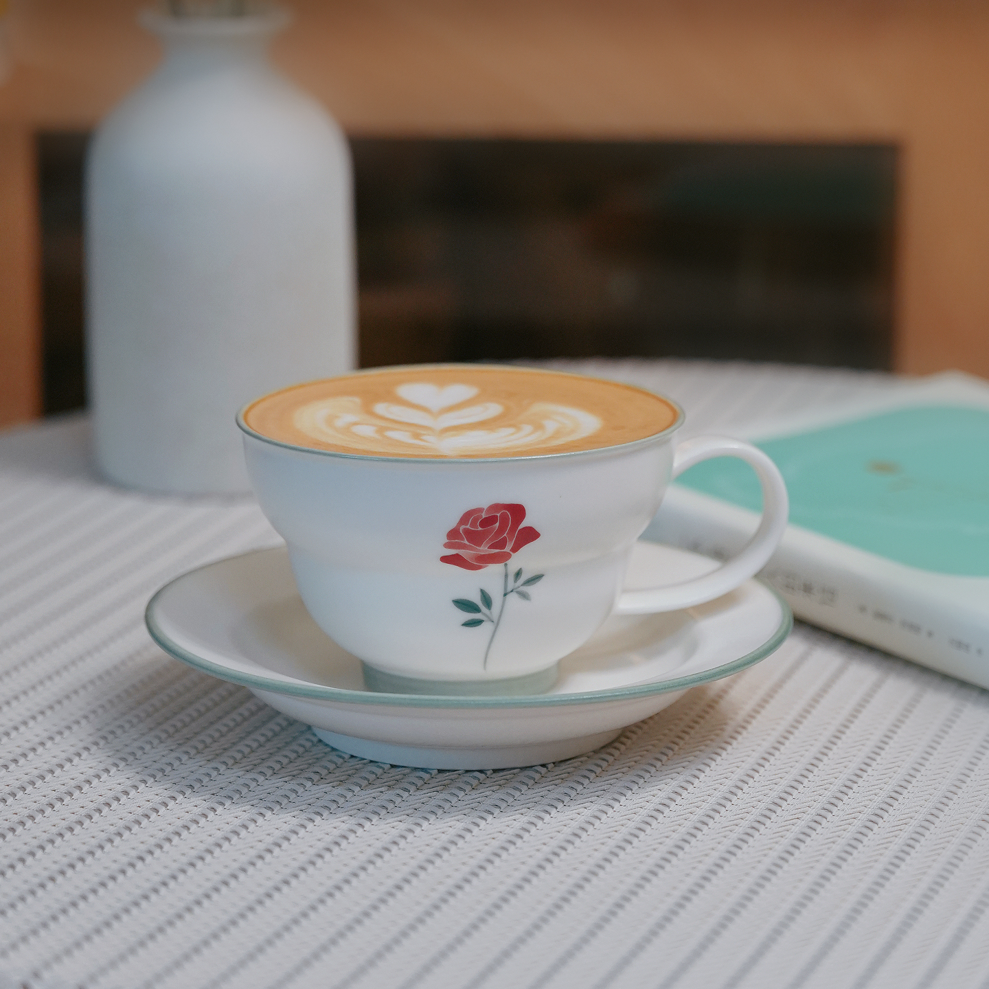 旷野集小玫瑰折腰咖啡杯套装手绘
