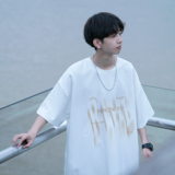 白色
