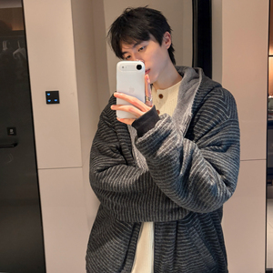 潮流条纹绒毛连帽外套棉服A425-Y532-P138控178面料聚酯图片