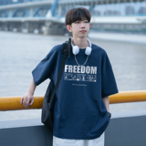 藏青色