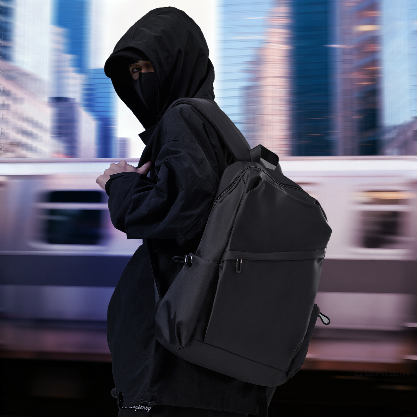 背包男双肩包轻便登山时尚潮流