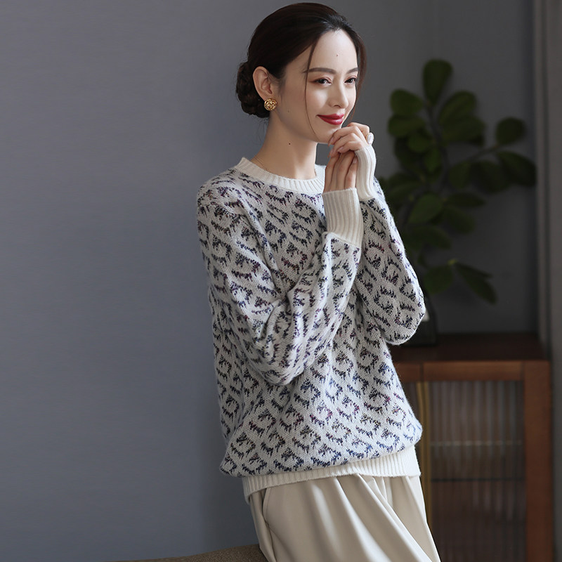 加厚羊绒衫提花针织圆领毛衣女装
