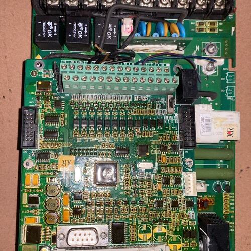 议价变频器AC80M5R5A40-A1.1AC80M3R7A40-A1.1
