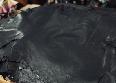 壹眼膏级！油脂强！意大利黑色植鞣油蜡羊皮0.8mm 壹线鞋材包料