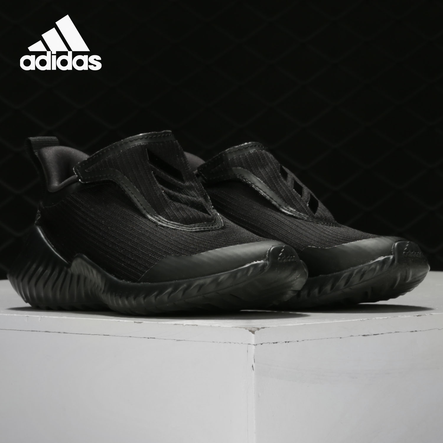 Adidas/阿迪达斯正品FortaRun AC 大童魔术贴缓震运动鞋 EF0145