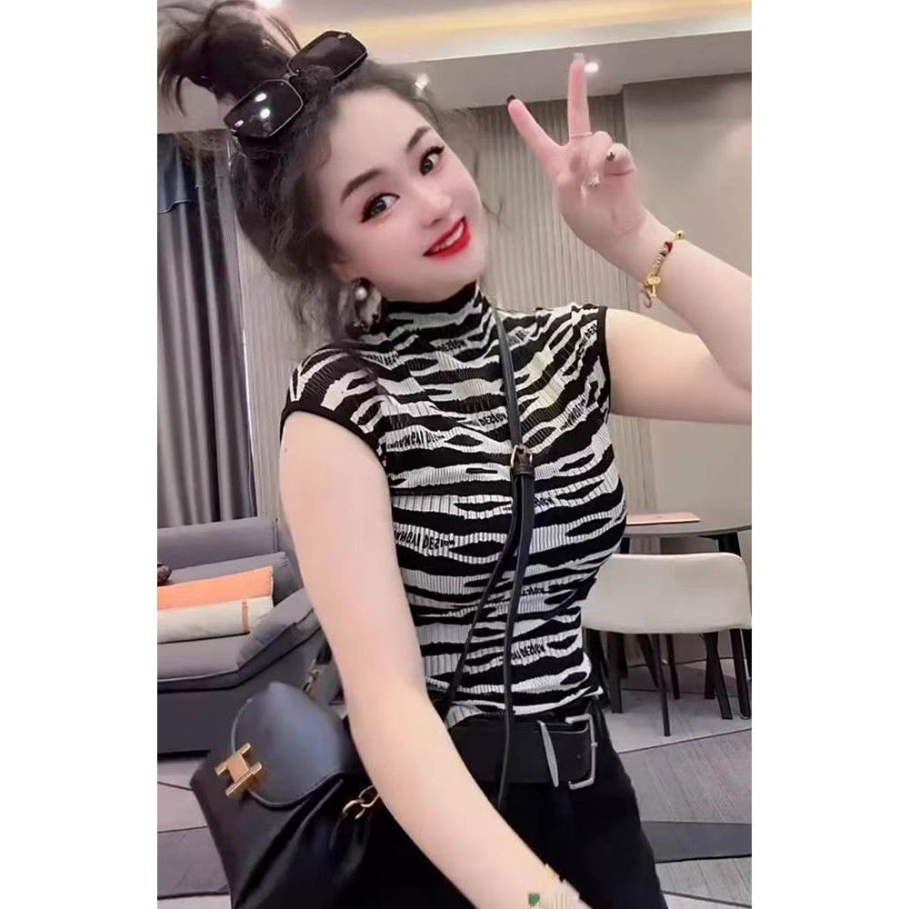 半高领条纹短袖T恤女2025新款爆款夏季修身显瘦上衣超好看打底衫