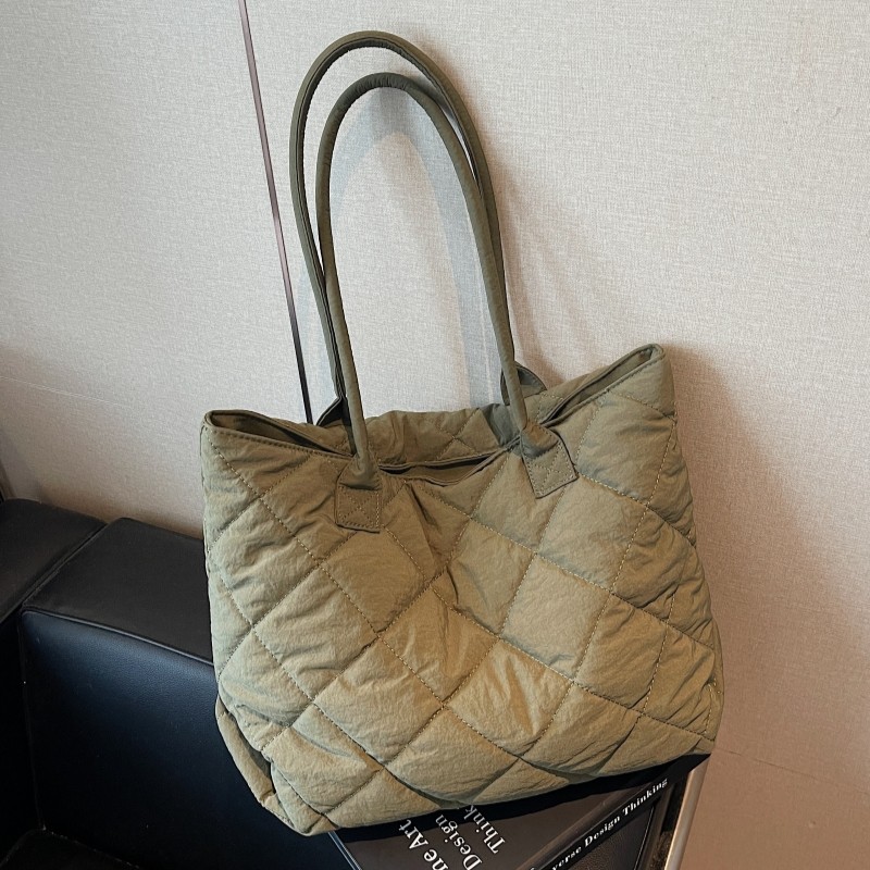 菱格棉服包包女式2025新款秋冬休闲大容量通勤托特包外出单肩大包,箱包皮具/热销女包/男包,托特包,淘宝优惠券,粉丝福利购,淘宝优惠卷