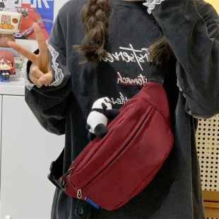 胸前斜挎包女扎染水墨熊猫胸包国潮风学生党户外休闲百搭轻便腰包