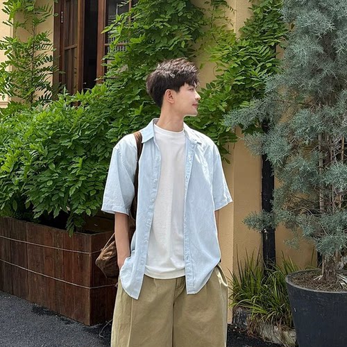 飞型记亚麻浅蓝色短袖衬衫男夏季宽松翻领设计感百搭透气休闲衬衣