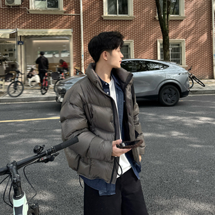 飞型记90白鸭绒羽绒服男冬季新款百搭泡芙亮面立领面包服羽绒外套