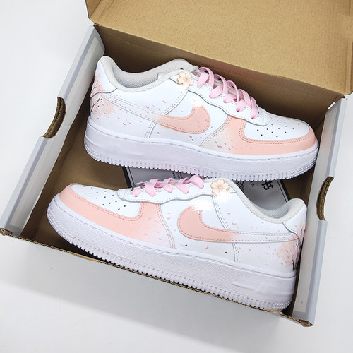 粉色樱花主题手绘鞋定制服务