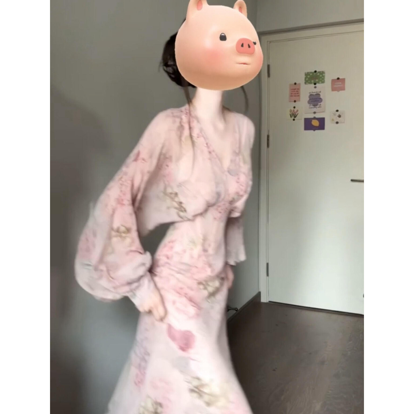 法式v领长袖粉色碎花连衣
