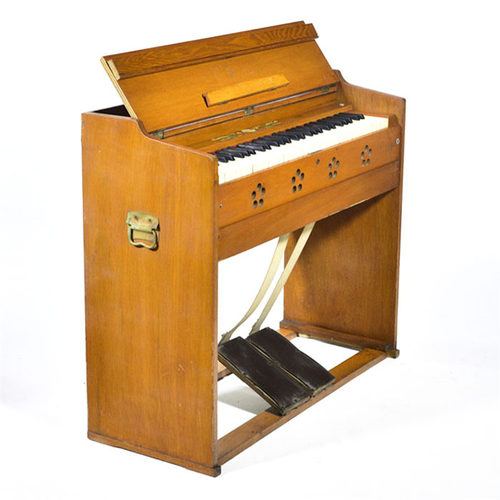 旧脚踏风琴装饰老钢琴文艺酒吧