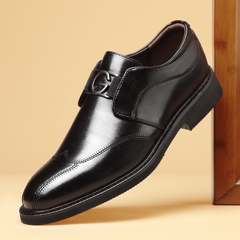 皮鞋男款2024夏季新款商务正装尖头软底防滑休闲鞋一脚蹬耐磨皮鞋