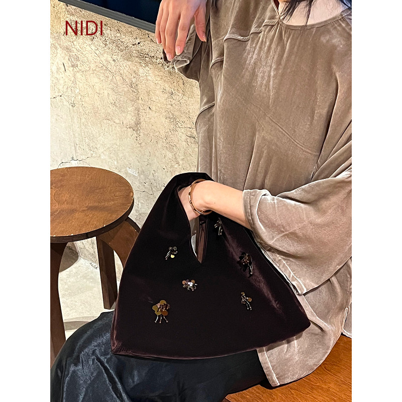 新中式包包刺绣咖色丝绒手拎包女2025年新款复古风潮款百搭手拿包