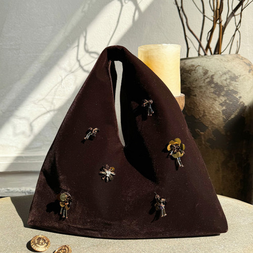 新中式刺绣咖色丝绒手拿包