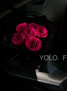 YOLO.FEI原创弗洛伊德永生花玫瑰礼物车载出风口迷你花束装饰摆件