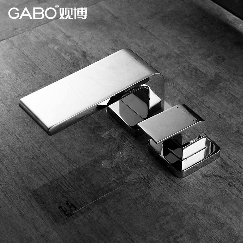 面盆龙头分体式单把双孔铜