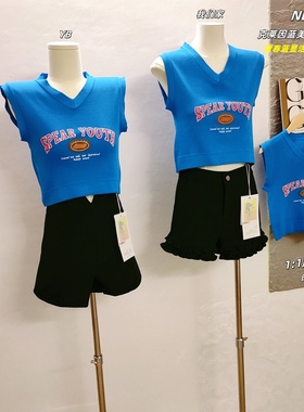 蓝色V领字母印花棒球服背心女2025新款学院复古美式高腰无袖上衣