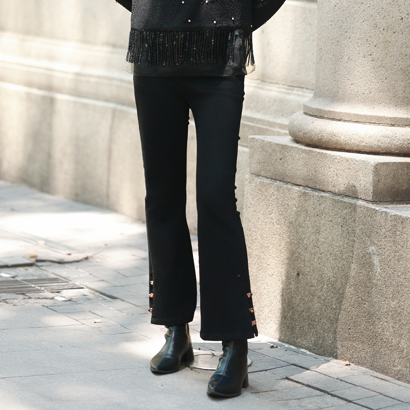 黑色微喇牛仔裤女喇叭裤